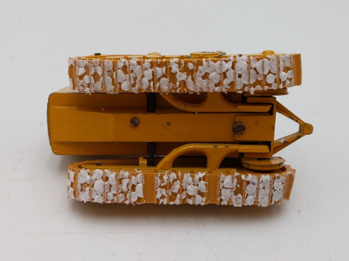 Conrad 1:50 Scale Caterpillar D9G Tractor