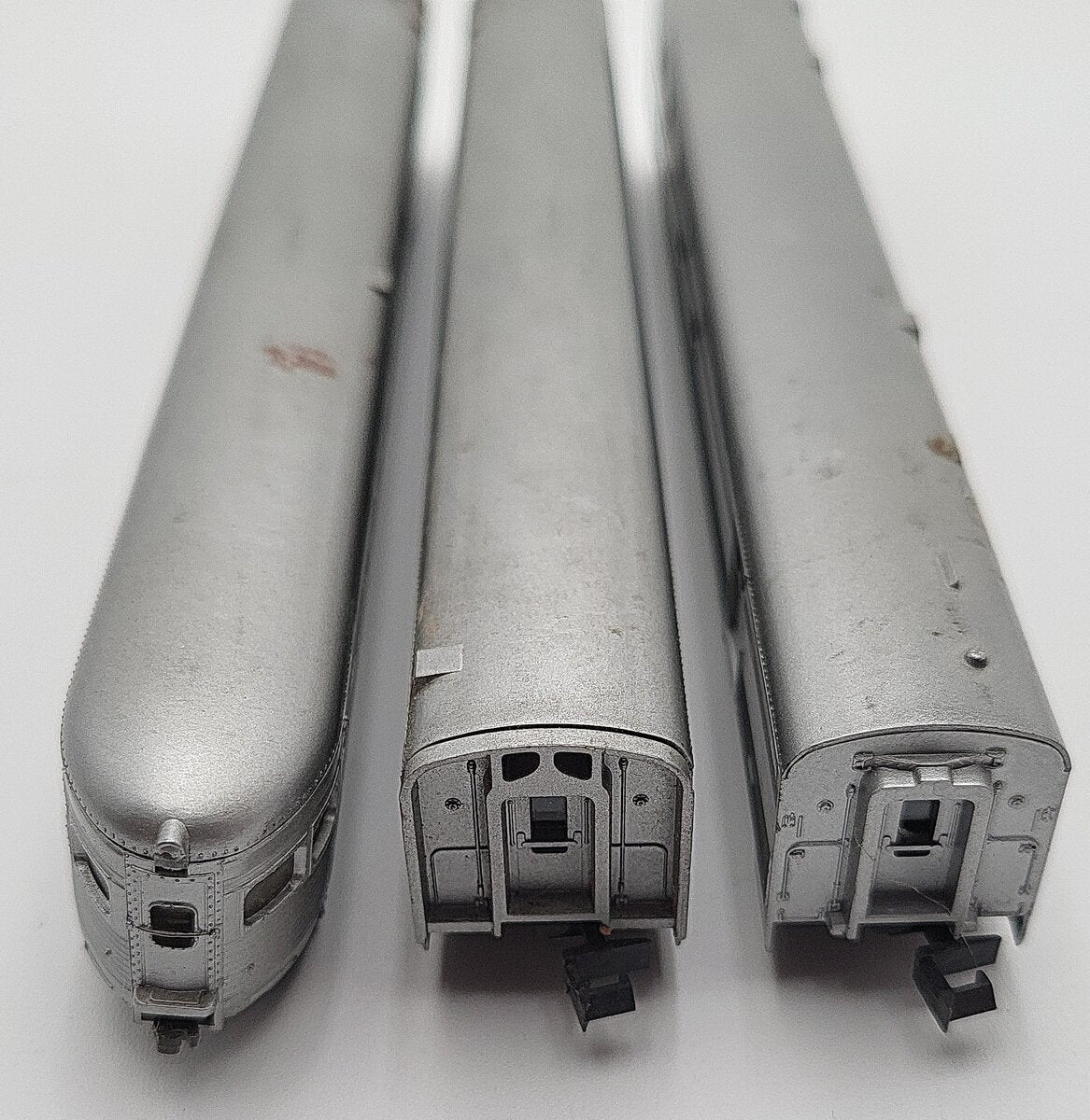 Atlas N Scale Penn Central Passenger Car Assortment: 1008, 8970 [3] EX