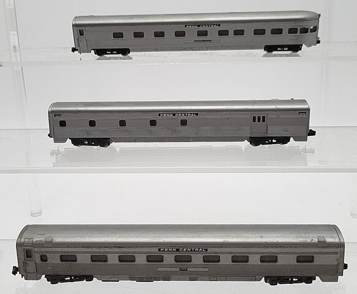 Atlas N Scale Penn Central Passenger Car Assortment: 1008, 8970 [3] EX