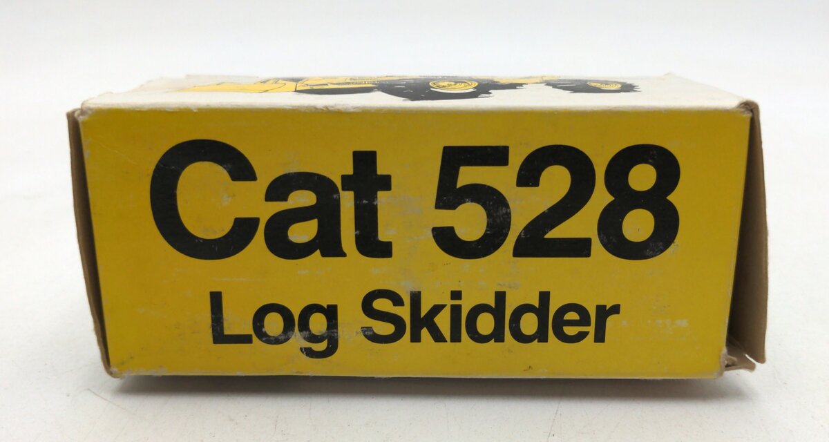 NZG 220 1:50 Caterpillar 528 Log Skidder VG/Box