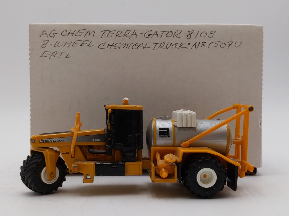 ERTL 1507U 1:64 Terra-Gator 3-Wheel Chemical Truck - AG Chem EX