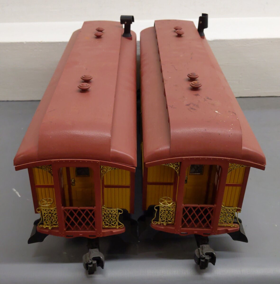 Aristo-Craft 28109  G Gauge Santa Fe Starter Train Passenger Cars VG