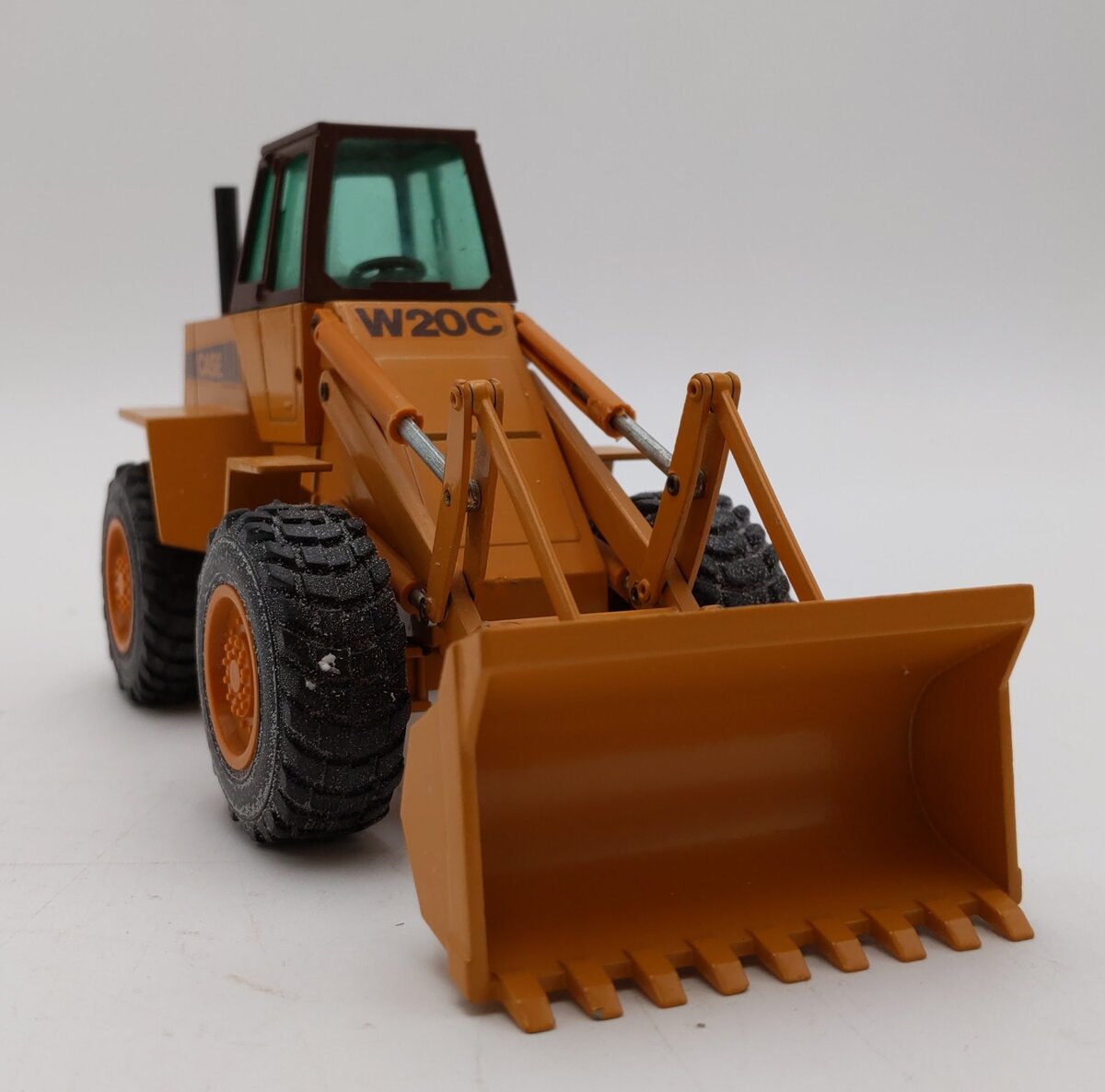 NZG 214 1:35 Case W20C Loader VG