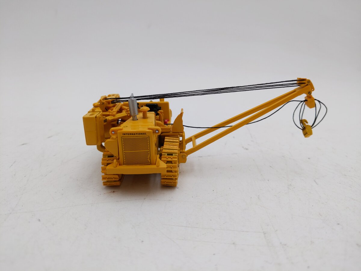 First Gear 80-0317 HO Scale (1:87) International TD-25 Crawler with Side Boom LN/Box