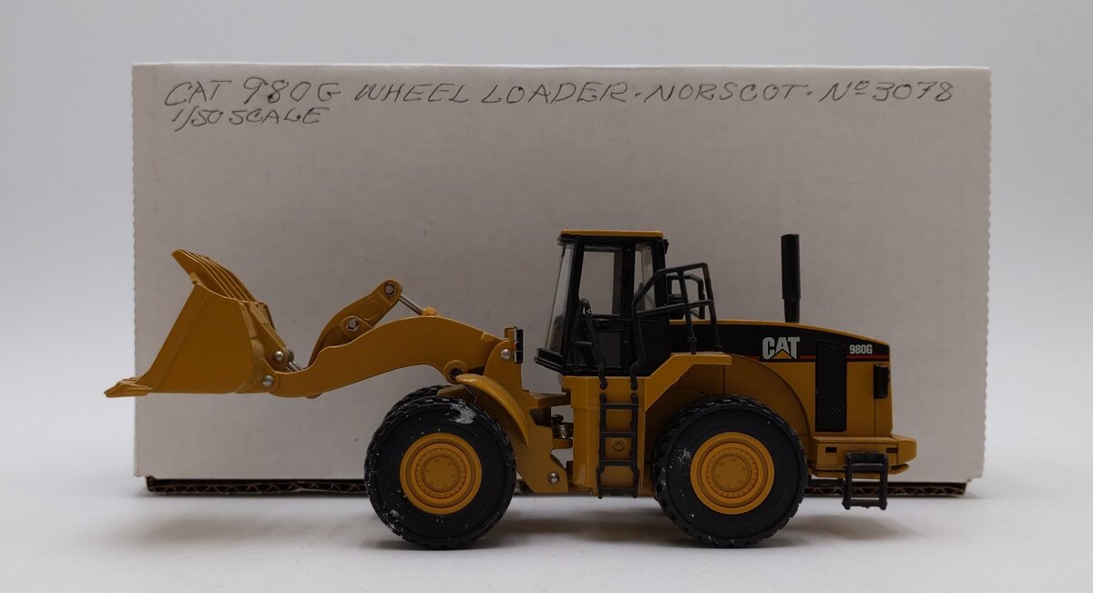 Norscot 55027 1:50 Diecast Caterpillar 980G Wheel Loader EX