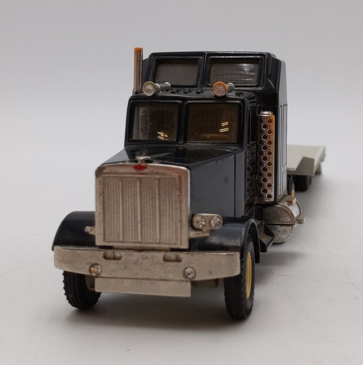 Joal 1:50 Scale Peterbilt Black 3-Axle Tractor w/Sleeper & Ramp Trailer LN