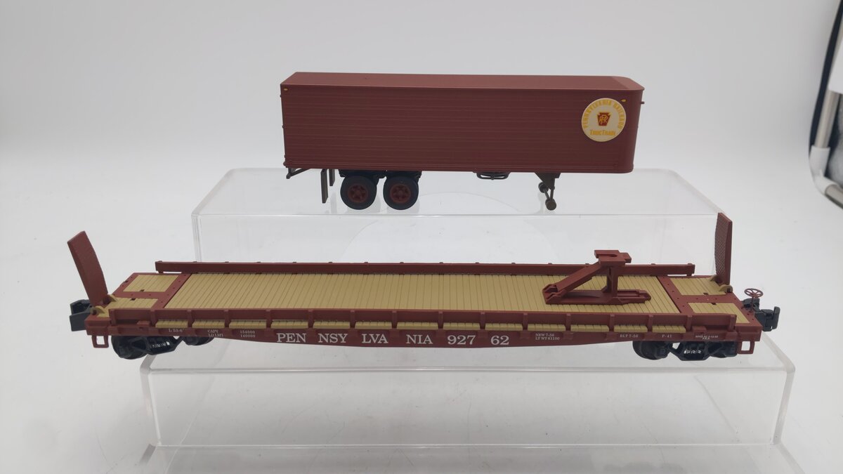 S-Helper 00182 S Scale Pennsylvania #2 w/ PRR Trailer #92762 EX/Box