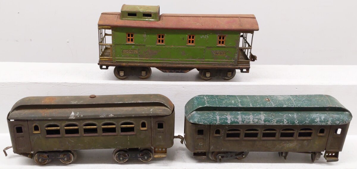 Lionel Vintage Standard Gauge Tinplate Passenger Cars [3]