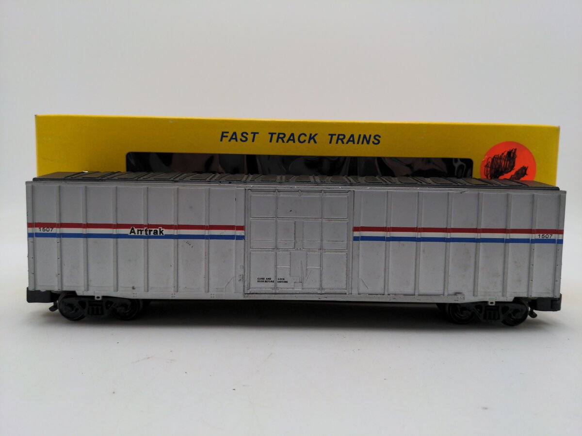 American Models 1516 S Scale Amtrak RTR Hi-Rail Boxcar VG/Box