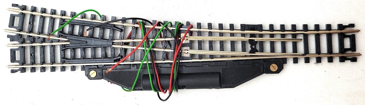 Atlas 2585 N Scale Right Hand Remote Snap Switch Turnout Snap-Switch LN/Box