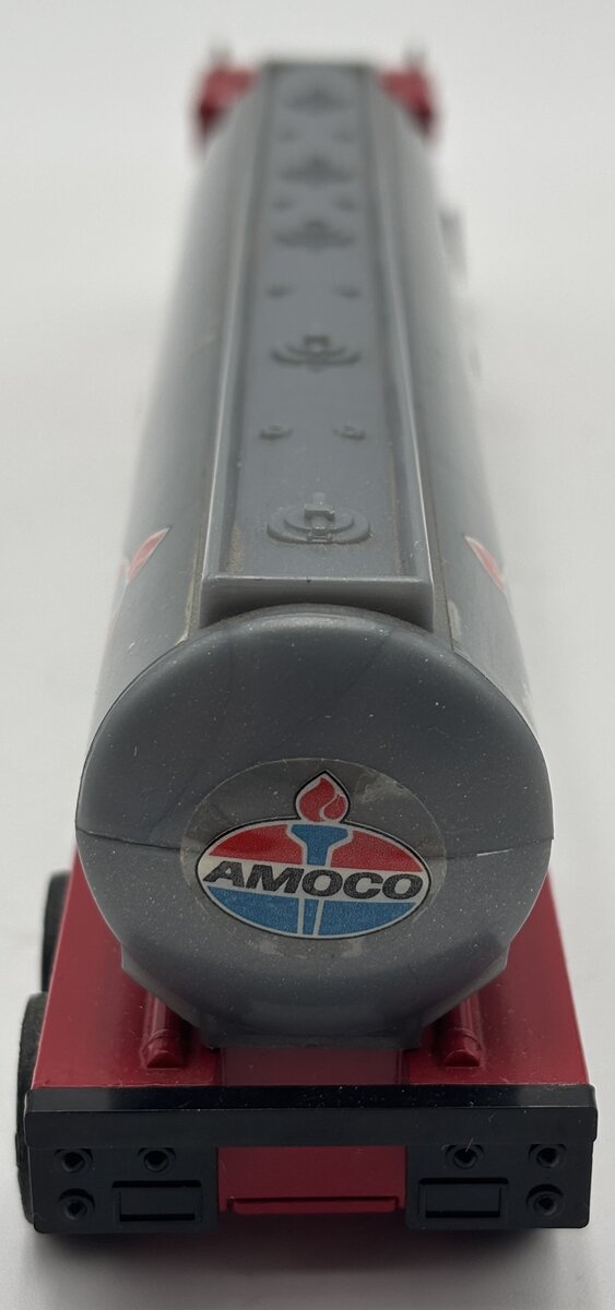 Ertl 9733 1:64 Ford LTL-9000 w/Sleeper Tanker Truck - Amoco EX/Box