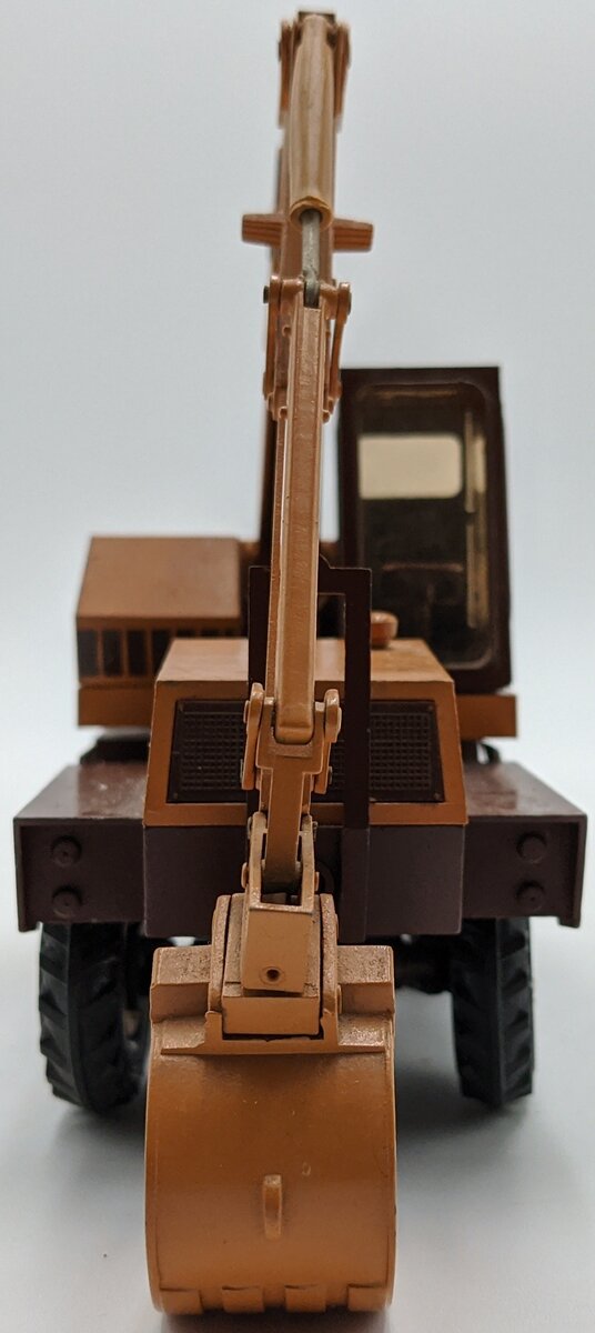 Conrad 2962 1:35 Case 1085B Cruz-Air Excavator EX