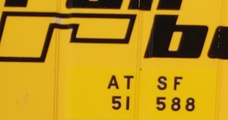 InterMountain 67521-05 N Scale ATSF Ex-Railbox PS Exterior Post Boxcar #51588 EX/Box