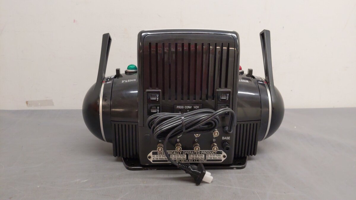 Lionel 6-37921 ZW-L 620 Watt 4-Train Transformer LN/Box