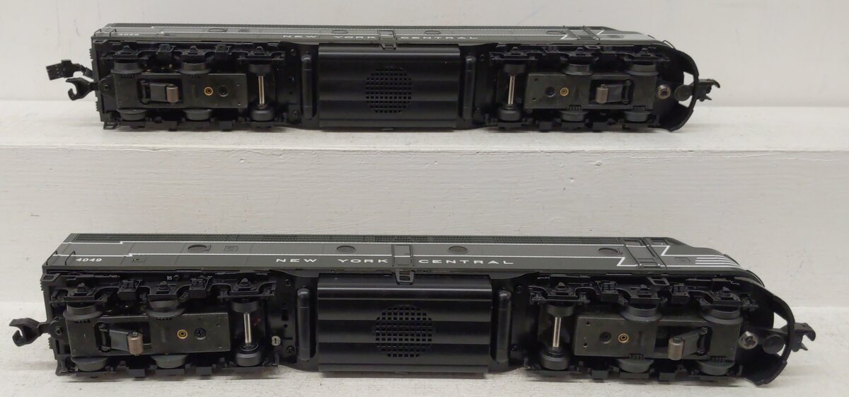 K-Line K28701S O Gauge New York Central E8 AA Diesel Locomotive Set #4046/4049 LN/Box