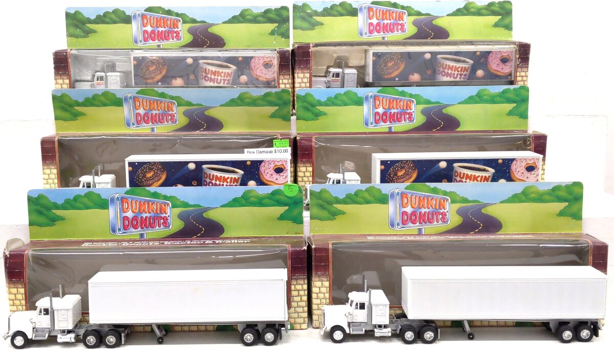 Lionel O Gauge Dunkin Donuts Tractor and Trailer 1995 Limited Edition [6] EX/Box
