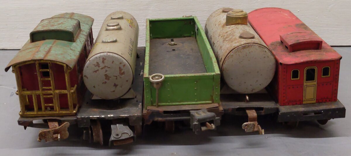 Lionel Prewar O Tinplate Assorted Freight Cars 804, 1680, 807, 1682, 2812 [5]