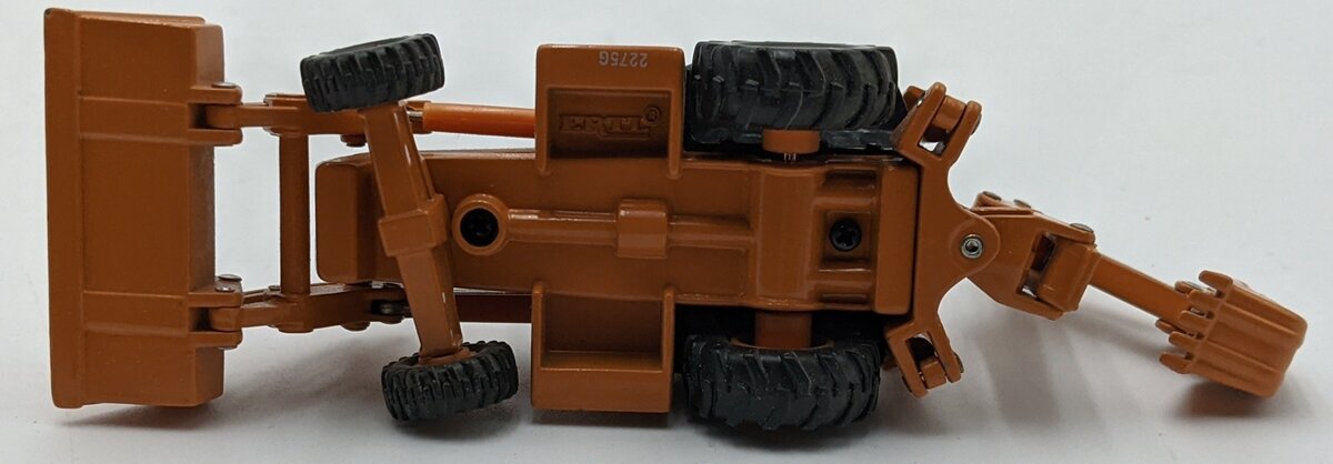 Ertl 2275G 1:50 Case 590 Super L Backhoe Loader NEW