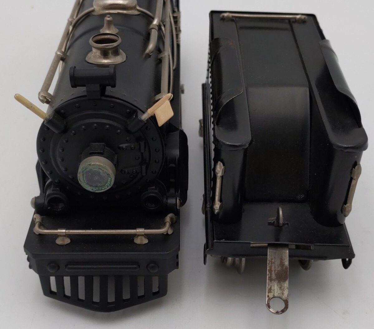 Lionel 262E Vintage O Prewar 2-4-2 Steam Locomotive & Tender