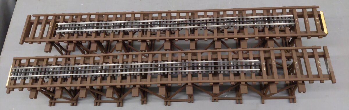 Wooden Trestle Bridge W/ Track [2] VG