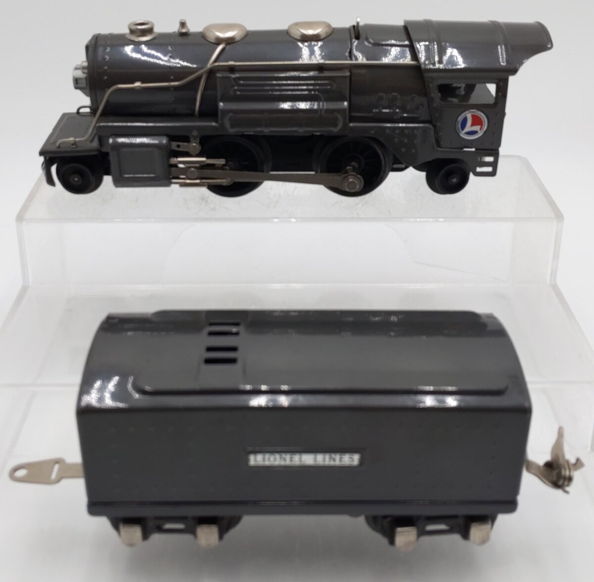 Lionel 259E Vintage O Gray 2-4-2 Streamlined Steam Locomotive & Tender