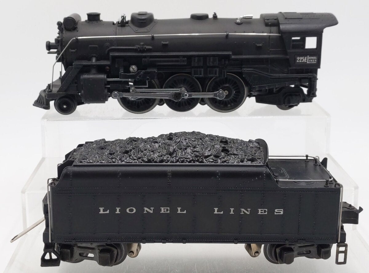 Lionel 225E Vintage O 2-6-2 Diecast Steam Locomotive w/ 2235W Tender