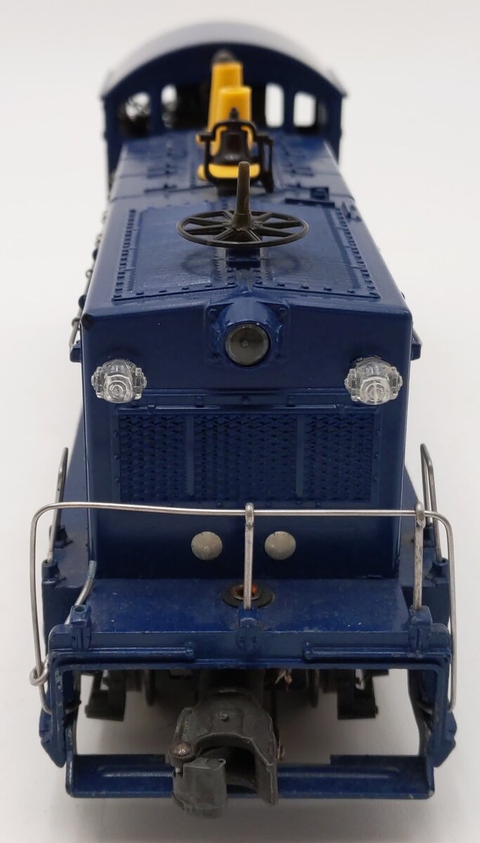 Lionel 624 Vintage O Gauge Chesapeake & Ohio NW-2 Powered Diesel Locomotive VG
