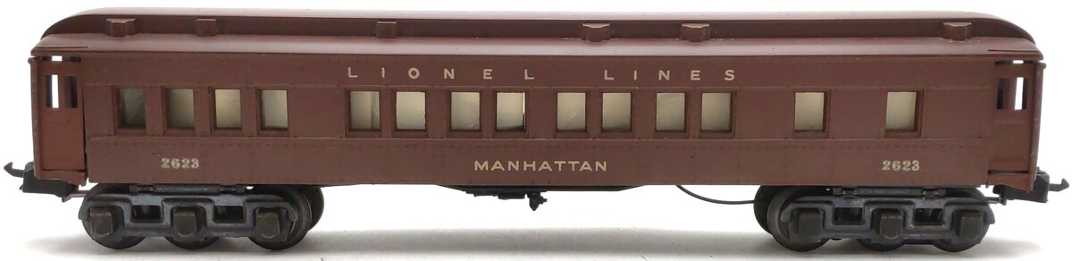 Lionel 2623 Vintage O Lionel Lines Manhattan Passenger Car