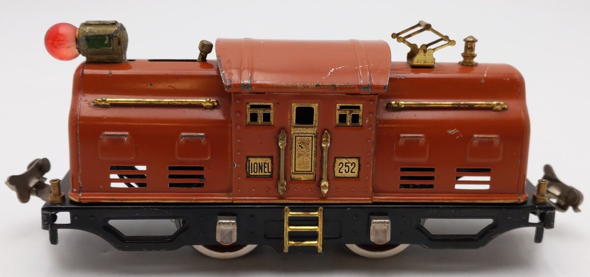 Lionel 252 Vintage O Prewar Powered Electric Locomotive VG