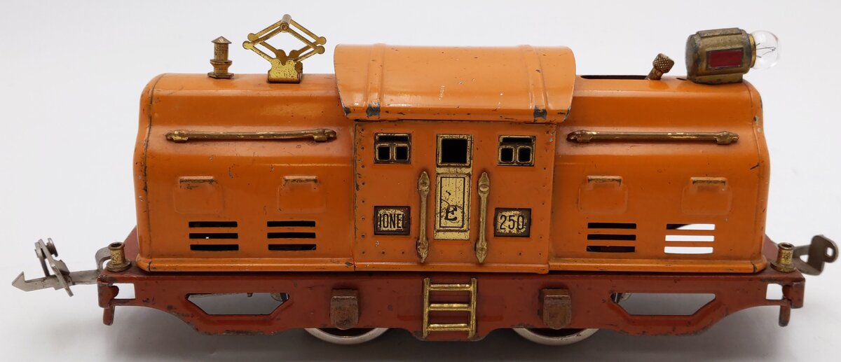 Lionel 250 Vintage O Prewar 0-4-0 Electric Locomotive -Repainted