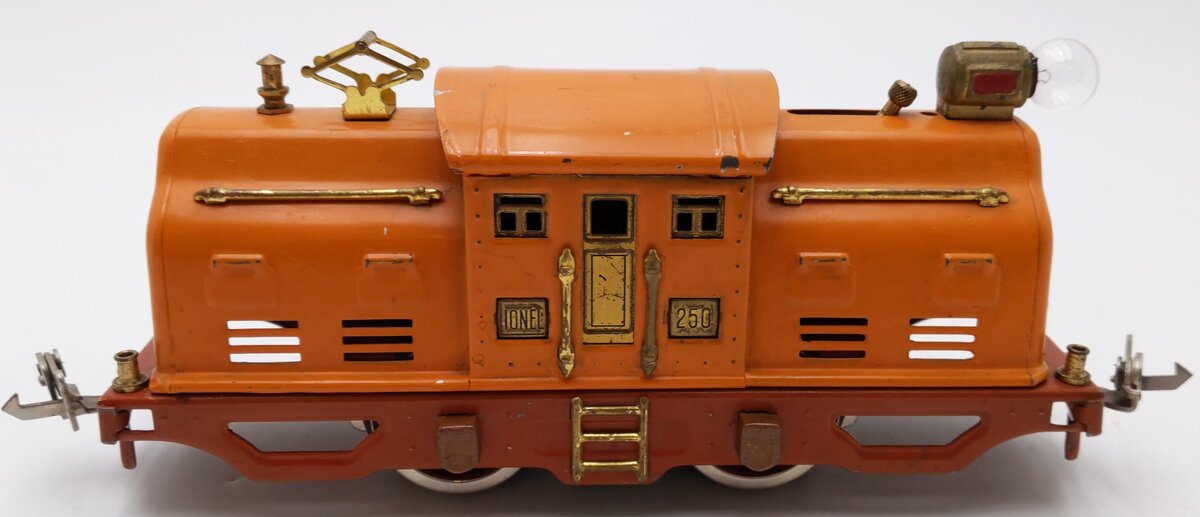 Lionel 250 Vintage O Prewar 0-4-0 Electric Locomotive -Repainted