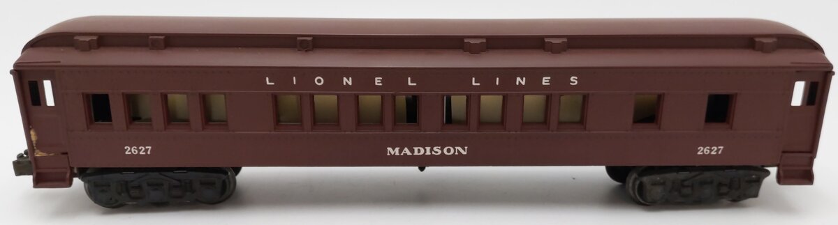 Lionel 2627 Vintage O Lionel Line  Madison Heavyweight Passenger Car
