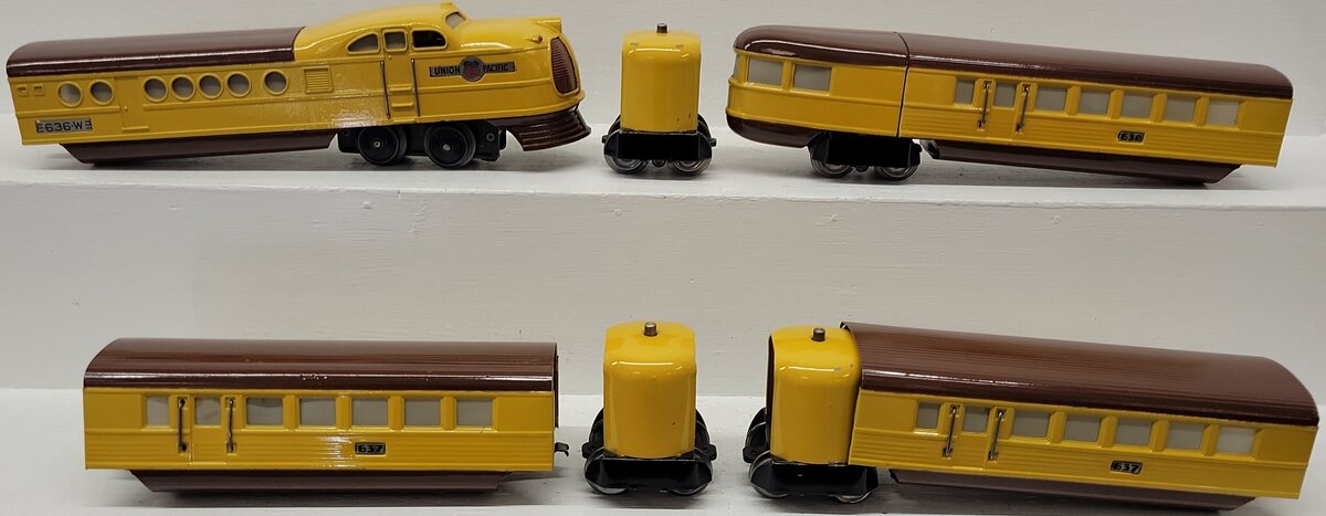 Lionel 636W Vintage O Prewar Union Pacific Streamliner Set (Set of 4)