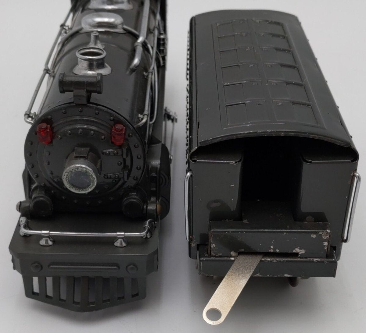 Lionel 249E Vintage O Prewar Gunmetal Tinplate 2-4-2 Steam Locomotive
