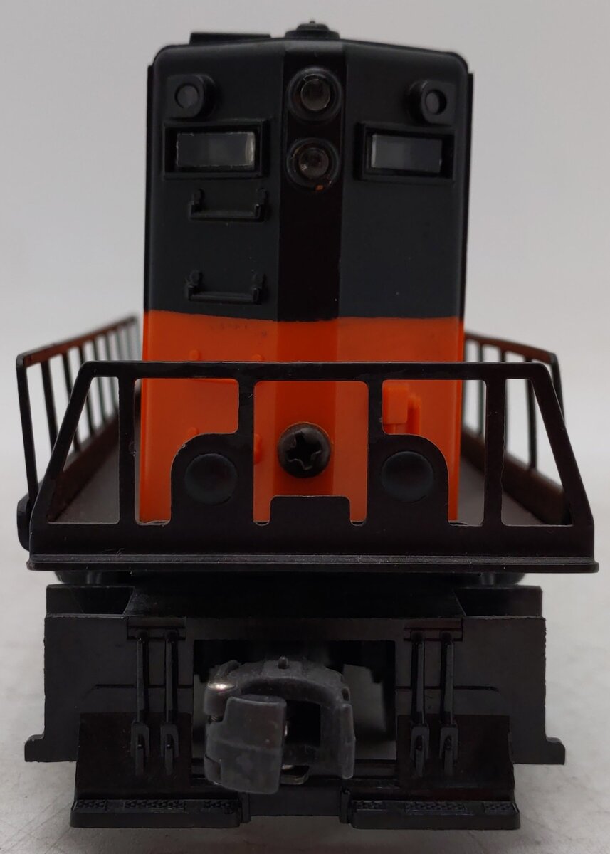 Lionel 2338 Vintage O Gauge Milwaukee Road Powered GP-7 Diesel Locomotive VG
