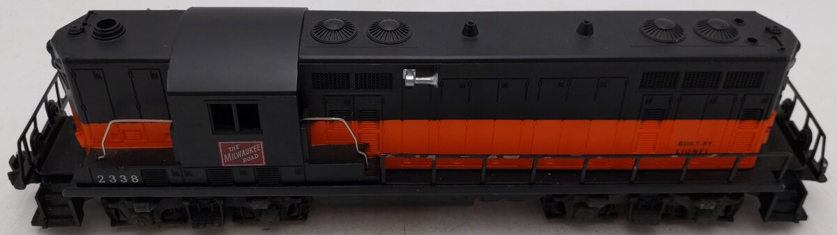 Lionel 2338 Vintage O Gauge Milwaukee Road Powered GP-7 Diesel Locomotive VG