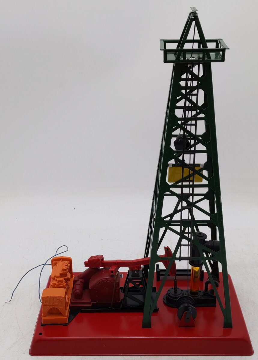 Lionel 455 Vintage O Operating Oil Derrick and Pumper VG