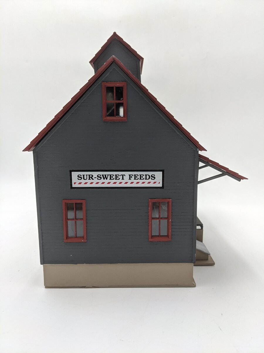 O Scale Sur-Sweet Feeds Farmer Co-Op Lighted Building-Custom