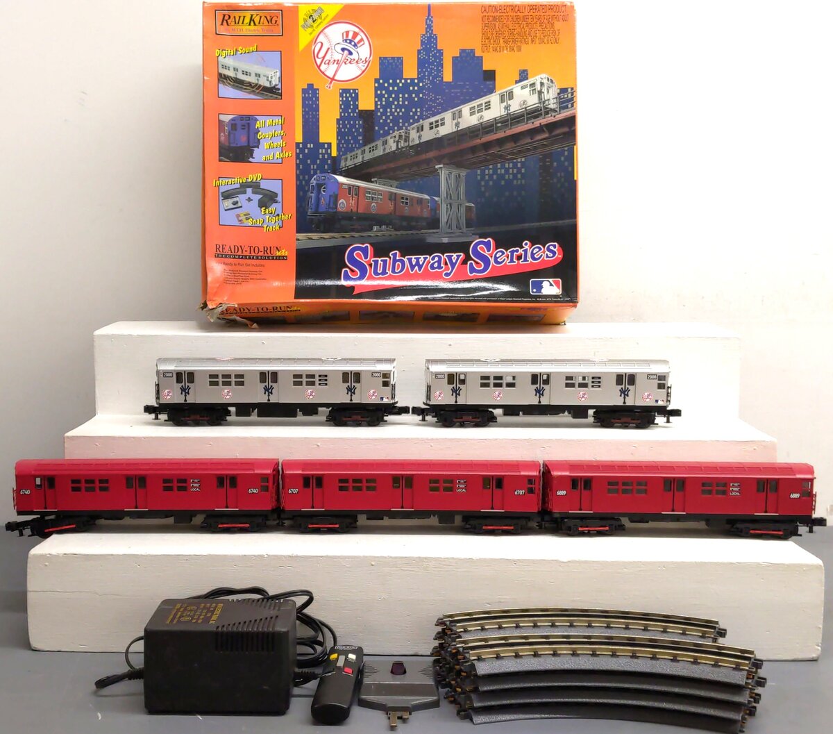 MTH 30-4122-1 Yankees RailKing Subway O Gauge Passenger Train Set w/PS2 EX/Box
