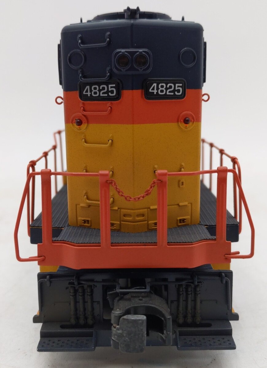 MTH 20-2491-3 Chessie GP38-2 Non-Powered Diesel Engine #4825 EX/Box