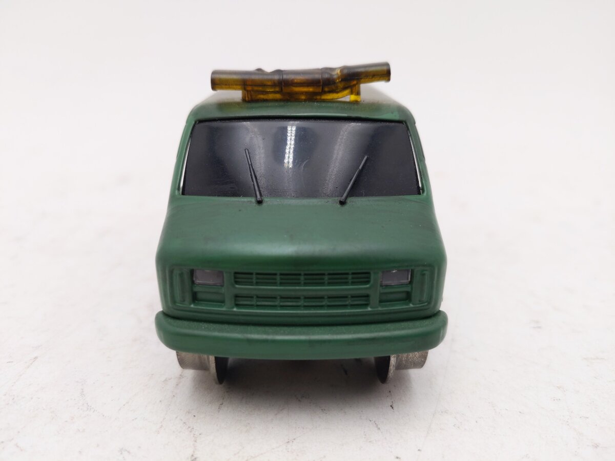 K-Line K2629-09 O Gauge Custom Weathered REA Express Motorized Van #909/Box