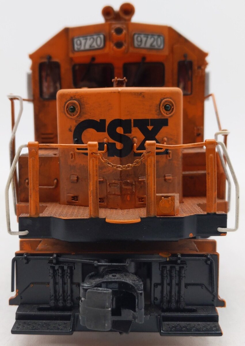 MTH 20-2519-3 Custom Weathered CSX GP-40 Non-Powered Diesel Engine #9720/Box