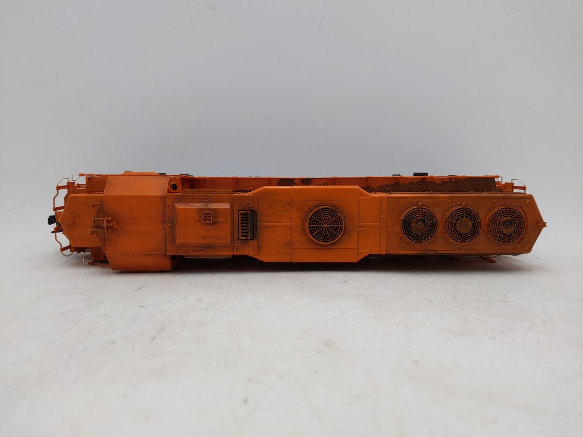 MTH 20-2519-1 O Gauge Custom Weathered CSX GP-40 Diesel Engine w/PS2 #9700/Box