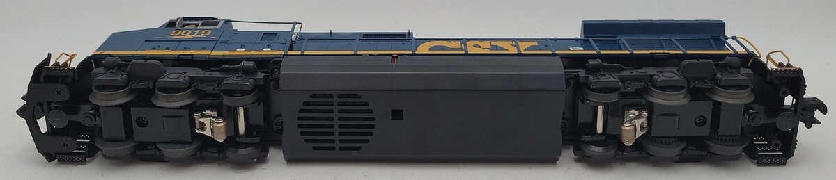 MTH 20-2428-3 CSX Dash-9 Non-Powered Diesel Engine #9019 EX/Box