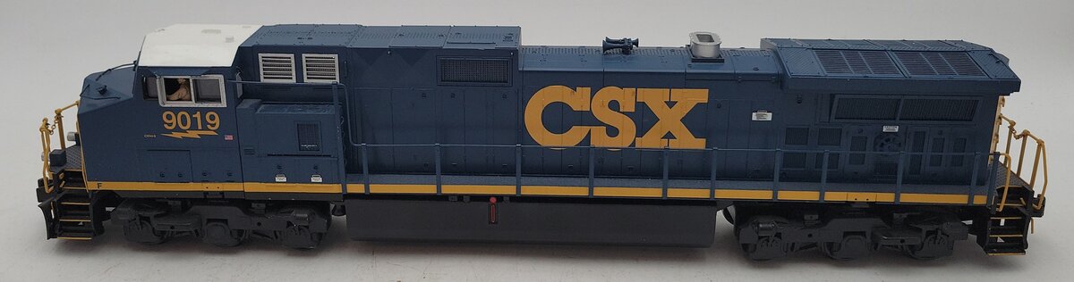 MTH 20-2428-3 CSX Dash-9 Non-Powered Diesel Engine #9019 EX/Box
