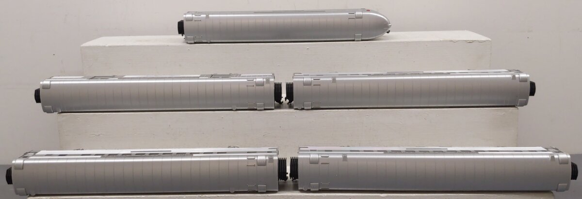 MTH 20-65020 O New York Central 70' Streamlined Passenger Car Set (Set of 5) EX/Box