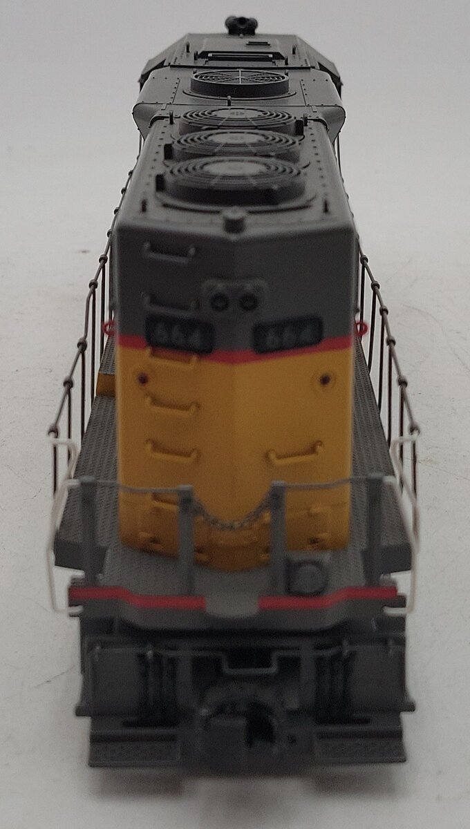 MTH 20-2422-3 Union Pacific GP-40 Non-Powered Diesel Engine #664 LN/Box