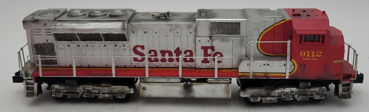 MTH 30-2281-1 O Scale Weathered ATSF SD90-MAC SF Diesel Engine w/PS2 #9112/Box