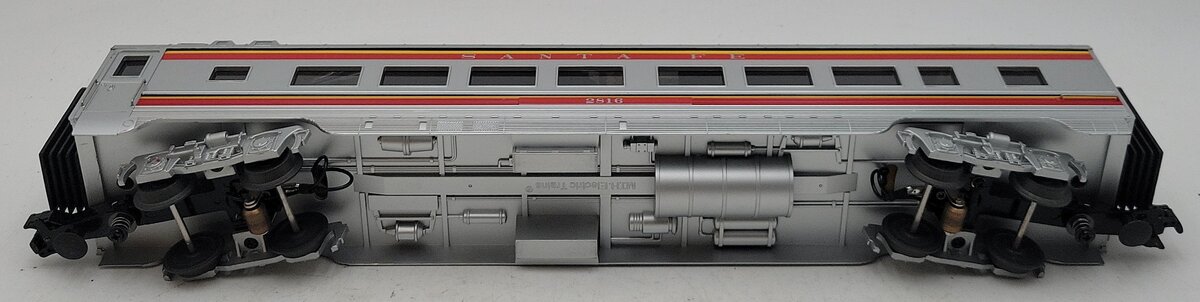 MTH 30-6706 O Gauge Santa Fe 60' Streamlined ABS Coach Car #2816 LN/Box