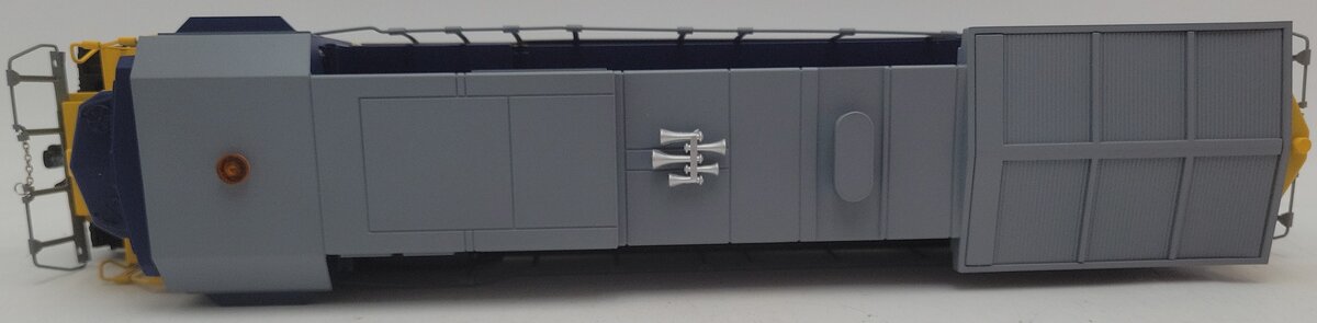 Lionel 6-18214 O Gauge CSX Dash 8 Diesel Locomotive with Horn #7500 EX/Box